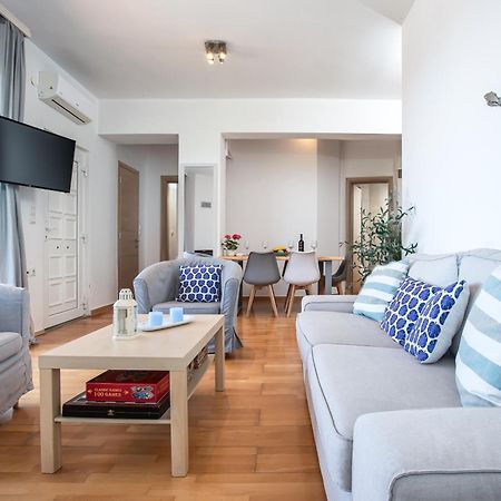 Dimitra Apartment With Private Pool And Sea View -The Ground Floor Of A Two Storey Building Daratsos Dış mekan fotoğraf