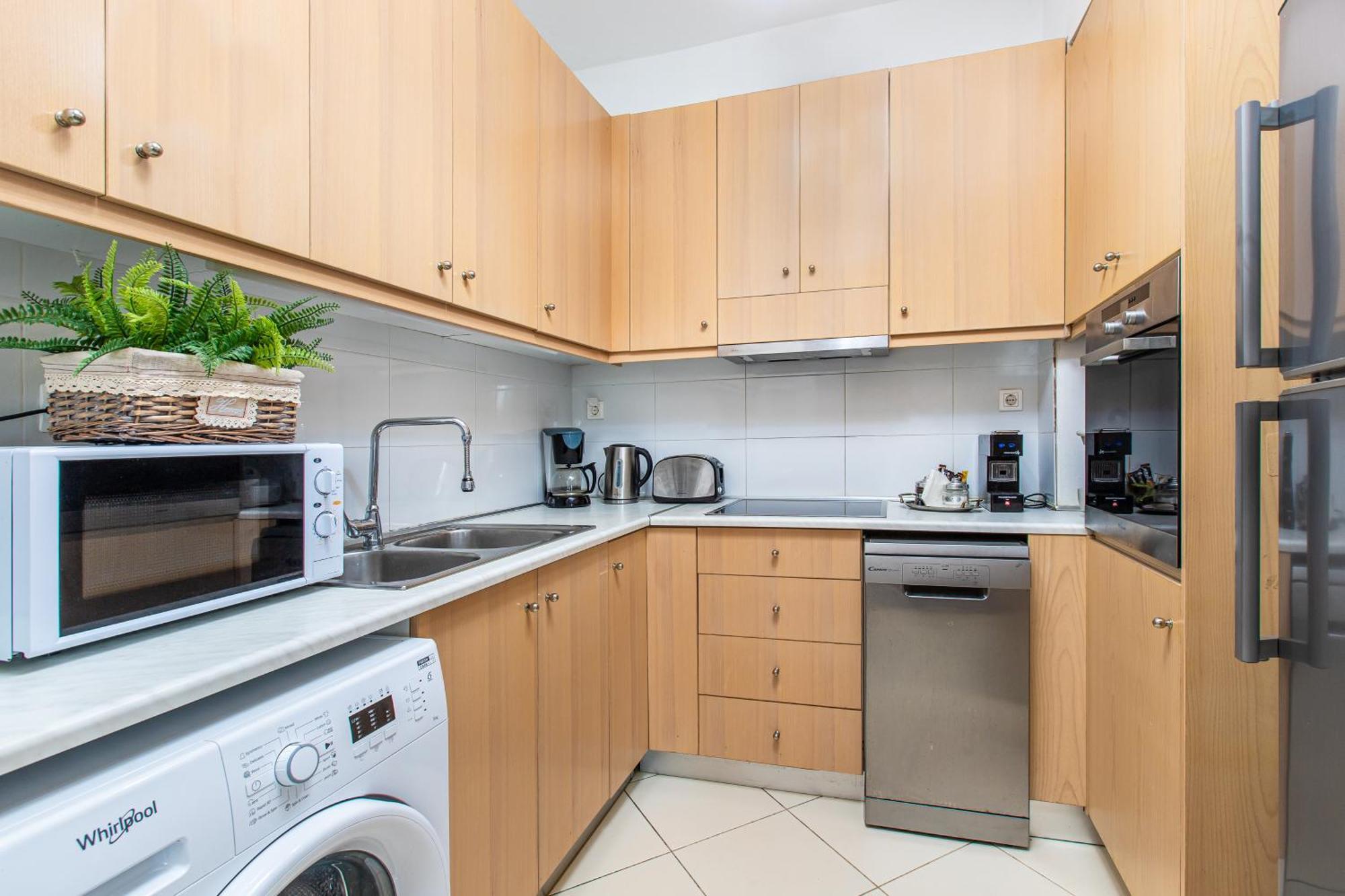 Dimitra Apartment With Private Pool And Sea View -The Ground Floor Of A Two Storey Building Daratsos Dış mekan fotoğraf