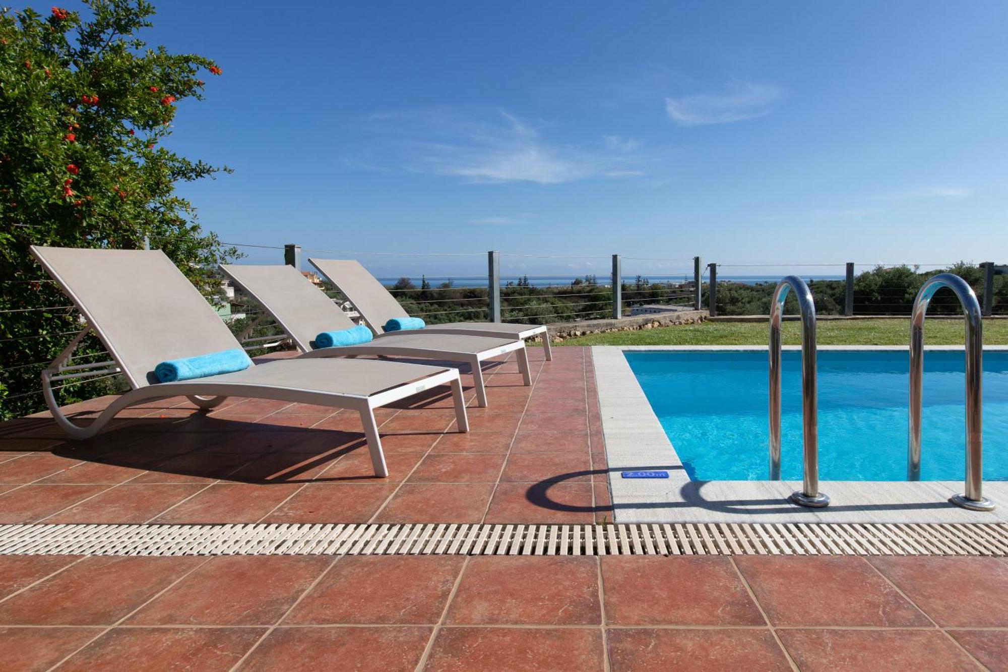 Dimitra Apartment With Private Pool And Sea View -The Ground Floor Of A Two Storey Building Daratsos Dış mekan fotoğraf