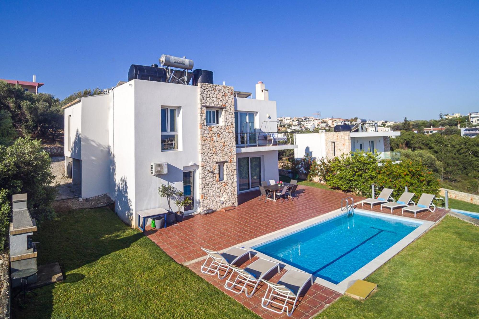 Dimitra Apartment With Private Pool And Sea View -The Ground Floor Of A Two Storey Building Daratsos Dış mekan fotoğraf